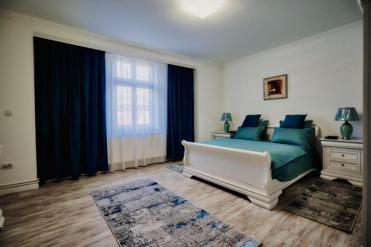 Galiceanu Apart Deluxe Bistriţa Exteriör bild